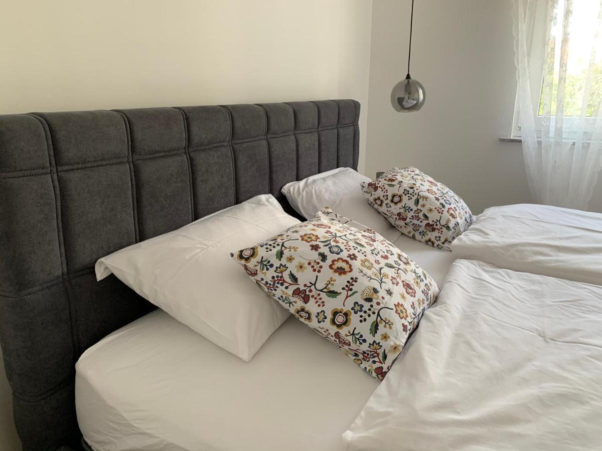 Apartments Luce Трогир Экстерьер фото