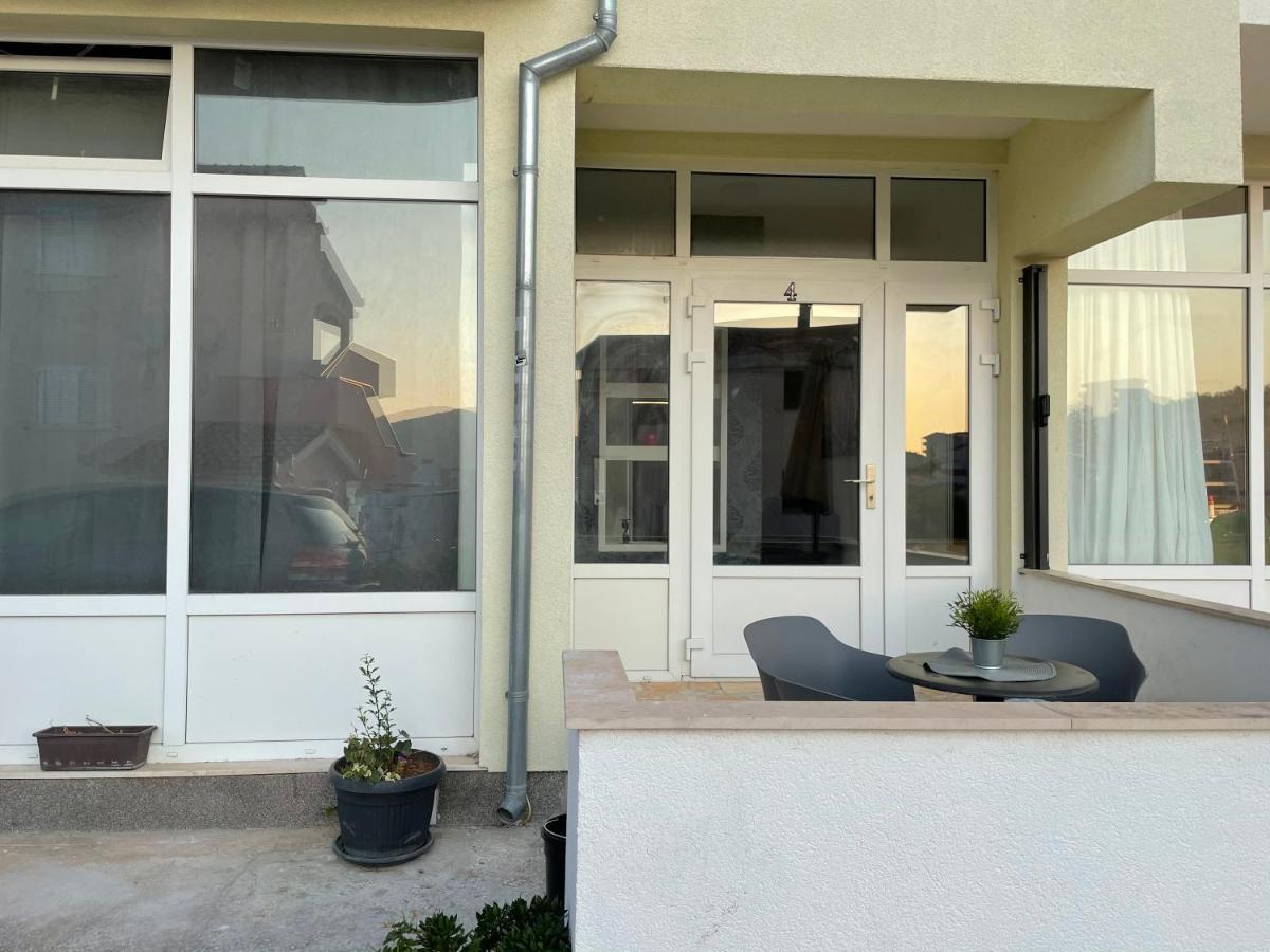 Apartments Luce Трогир Экстерьер фото
