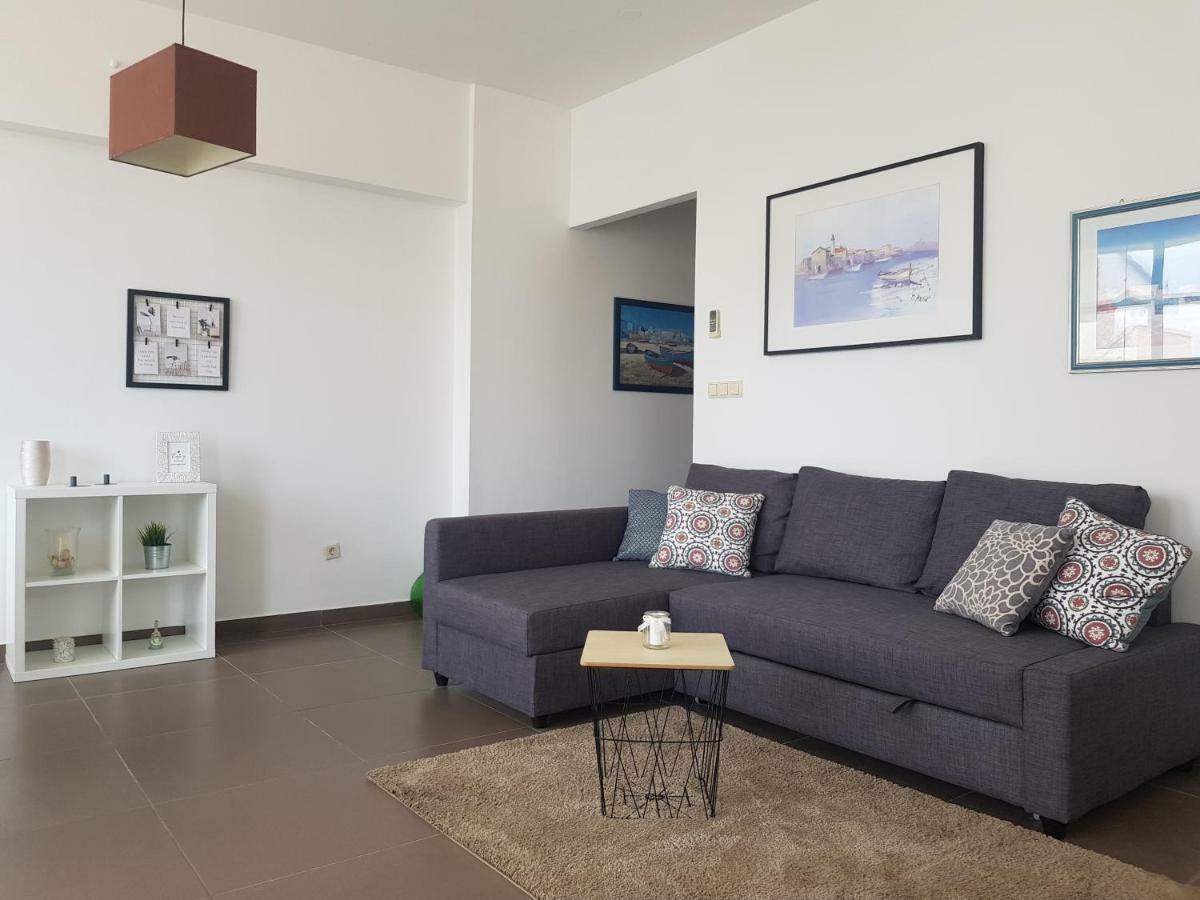 Apartments Luce Трогир Экстерьер фото